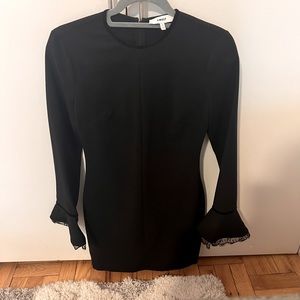 [NWOT] LIKELY Long sleeves bodycon dress w/flare sleeves and lace/velvet trim